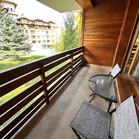 Apartamento St Ivan Rilski & Pool Getaway Bansko