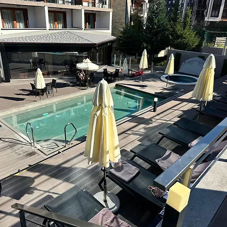 Апартамент St Ivan Rilski & Pool Getaway Банско